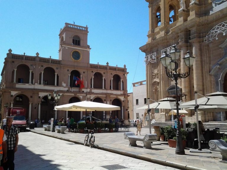 Marsala, scoppiata rissa nel centro storico