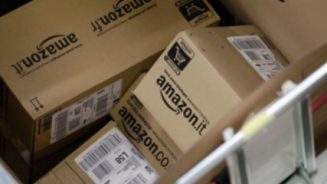 Amazon va fuori di giri: negli States saranno tagliati centinaia di posti di lavoro