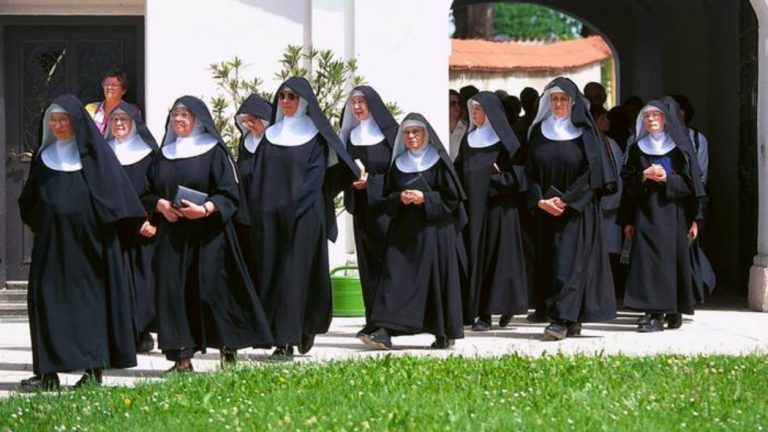 Italia, il ruolo delle suore all’interno della Chiesa