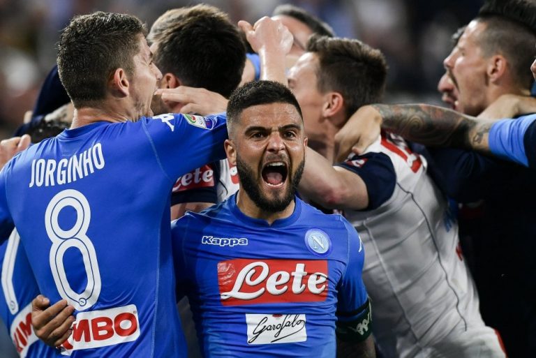 Il Napoli vince 1-0 contro la Juve e riapre la corsa scudetto