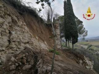 Le mura medievali di San Gimignano che sono crollate
