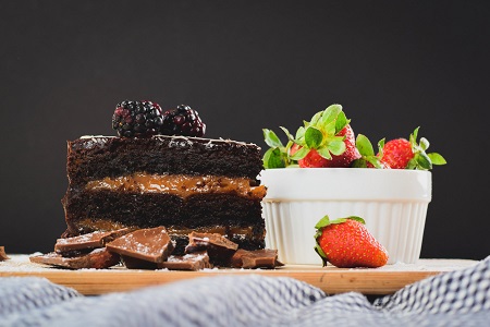 Ricetta torta proteica al cioccolato e burro d’arachidi