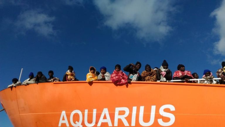 Migranti: quando l’emergenza è l’umanità