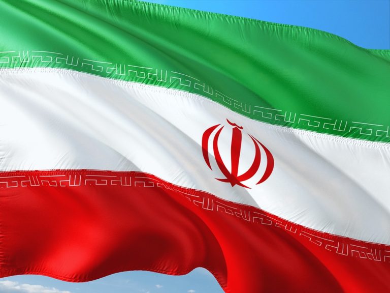 Rohani e l’accordo sul nucleare: nessun dialogo con Trump