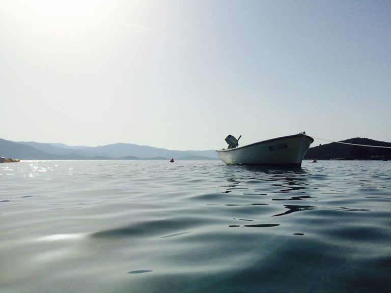 Acquarius: lo scontro sui migranti continua