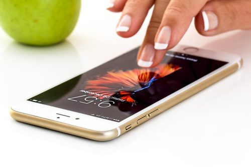 ZTE-Axon-M-aperto