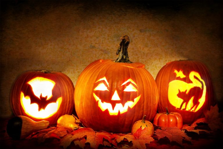 Halloween: i segreti per intagliare una zucca in modo perfetto