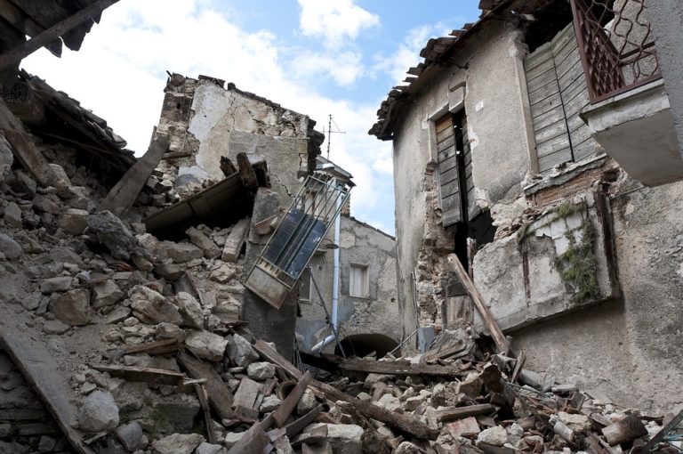 Siria: la furia di Assad non risparmia nessuno.