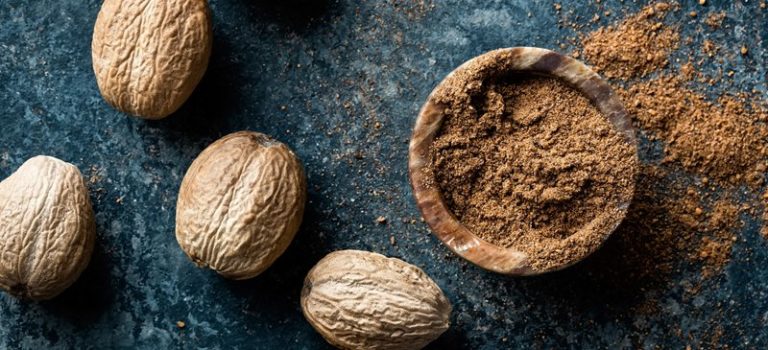 Noce moscata: spezia salutare o allucinogeno dannoso?