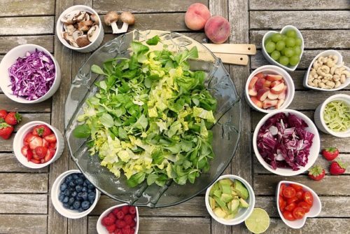 Dieta detox dopo le feste: come rimettersi in forma senza difficoltà