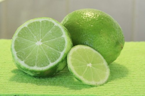 Lime Sicilia: tutti i benefici del frutto verde diventato il re degli agrumi