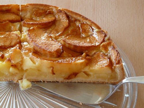 Torta di mele: come preparare un dolce facile e veloce ma soprattutto light