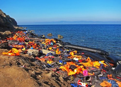 Sea Watch3: in diretta lo sbarco dei migranti
