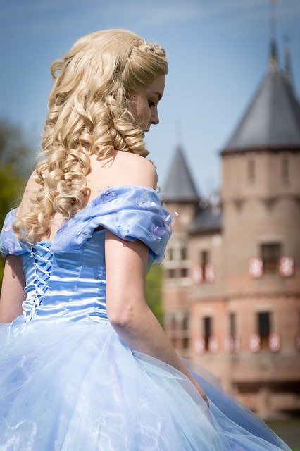 Cenerentola fiaba originale: storia, personaggi e curiosità