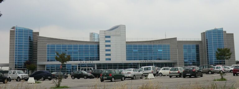 Aeroporto di Cuneo: ecco i contatti ed altre informazioni utili
