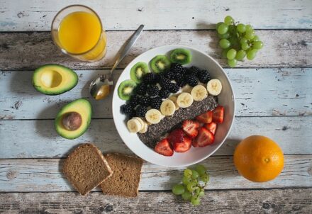 Frutta biologica: dall’avocado al mango, ecco i prodotti più richiesti online