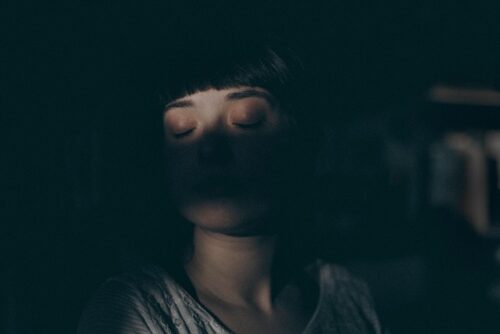 Insonnia e problemi cardiaci: un sonno disturbato come causa di ictus e infarto