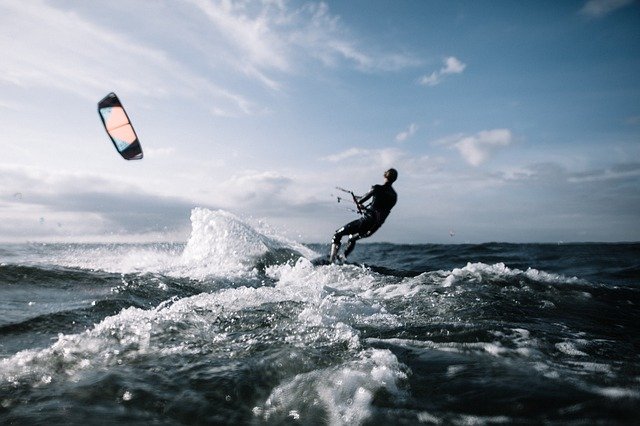 Sport nautici e surf: ecco cosa c’è da sapere su di essi