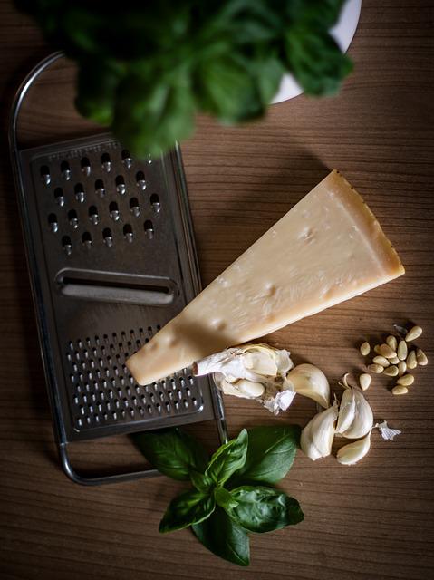 Non solo pasta: 7 consigli per utilizzare il pesto alla genovese
