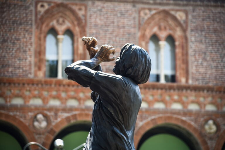 La statua di Margherita Hack: dove è stata posta? Come è fatta?