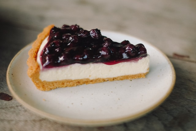 Cheesecake ciliegia: ecco come prepararla e quali ciliegie scegliere