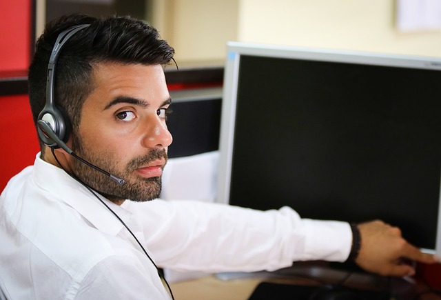 Come scoprire se il numero che ti chiama è un call center