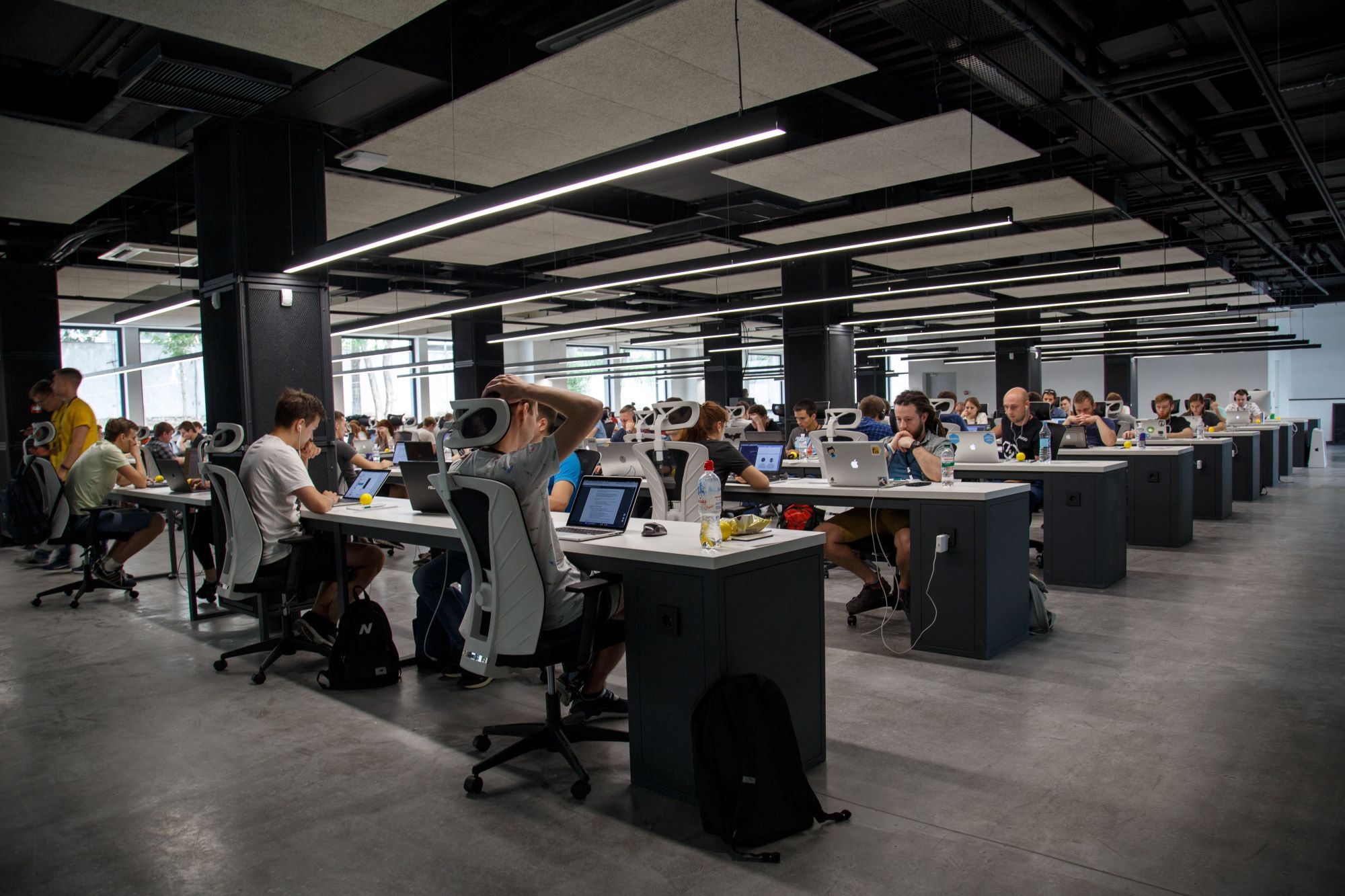 AI creativa: chi rischia davvero e come batterla? Ecco le nuove professioni individuate da CVapp