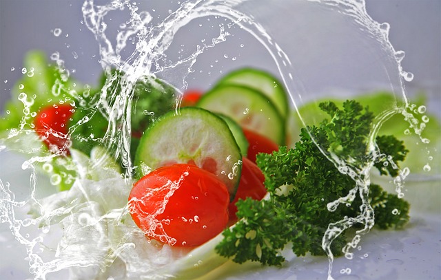 Insalata Shirazi: occorrente e preparazione