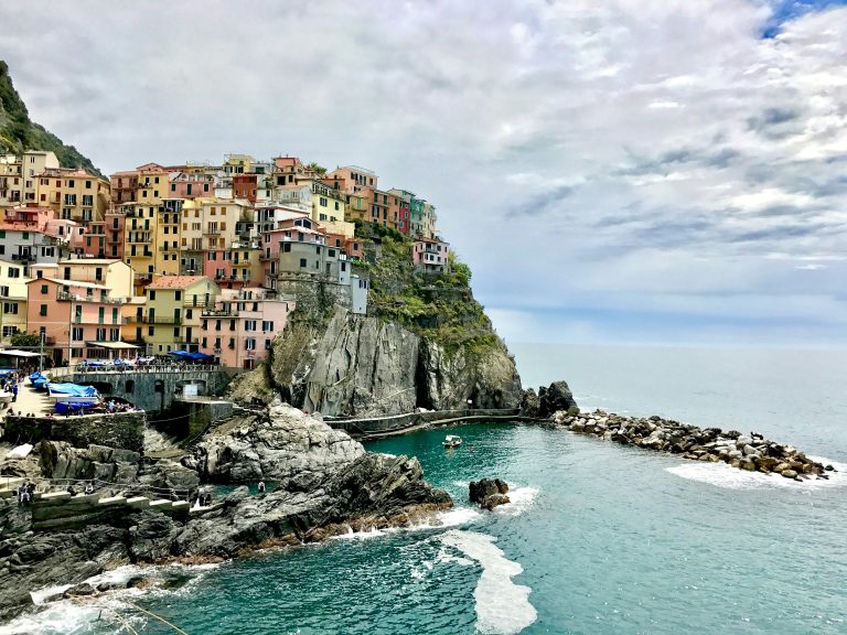 Le Perle della Liguria: avventura in catamarano tra Portofino e le Cinque Terre